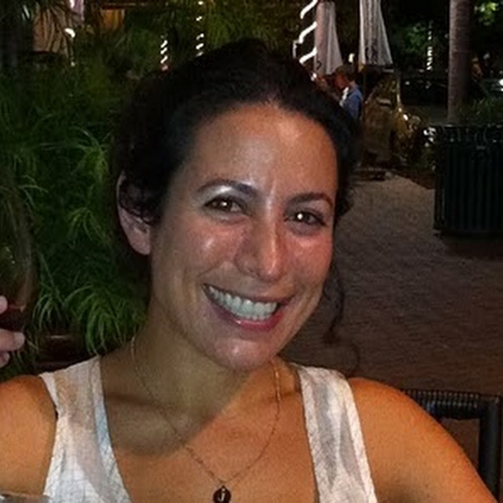 Meet your Posher, Debbie